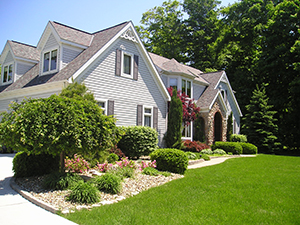 Landscapers and Lawncare Services in Woodstock, IL
